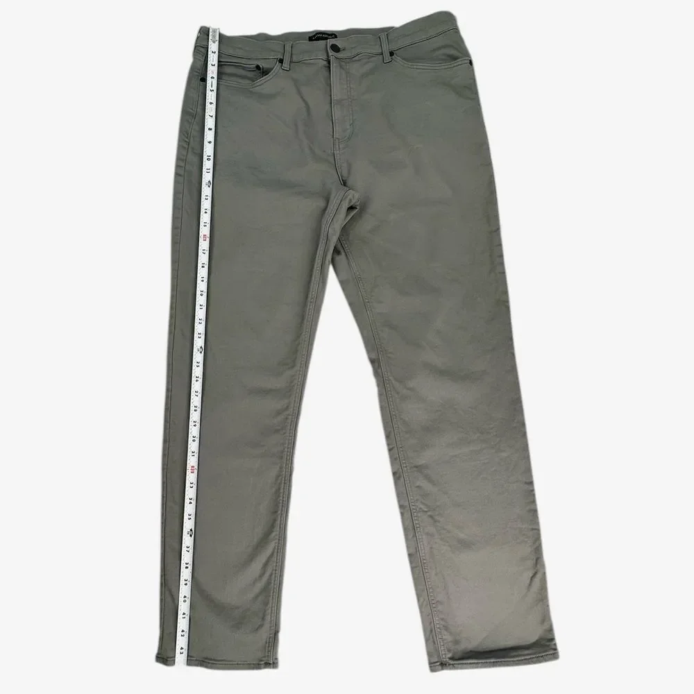 Banana Republic Straight Leg Chino’s Gray Cotton Stretch Men’s Size 40x34